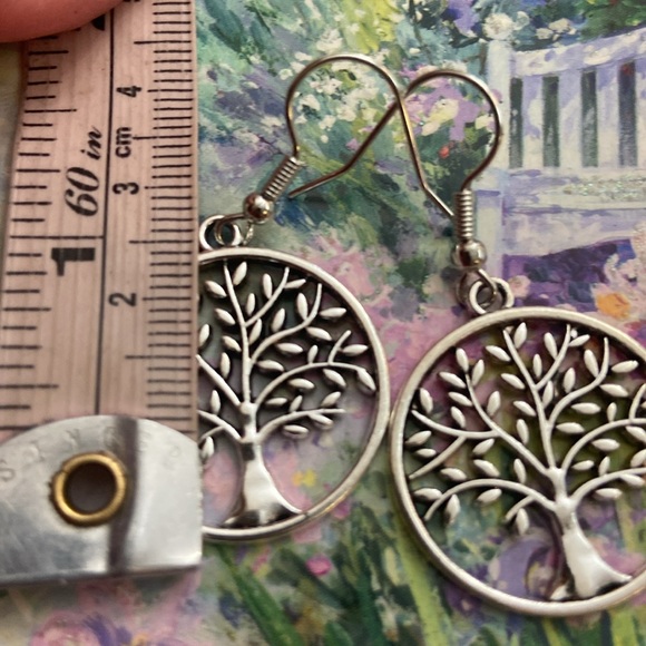 NEW TREE OF LIFE DANGLING Zinc Alloy EARRINGS - Picture 3 of 3